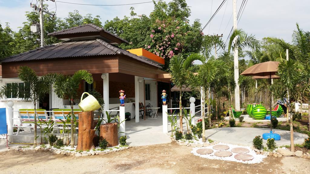 Phloenlom Chomdao Ban Kha Exterior photo